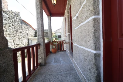 Moradia T5 para Venda em Figueiro da Granja