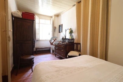 Moradia T5 para Venda em Figueiro da Granja