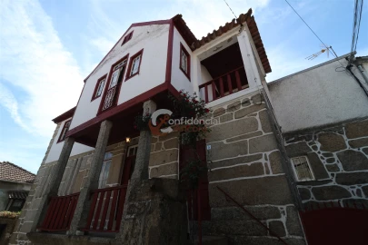 Moradia T5 para Venda em Figueiro da Granja