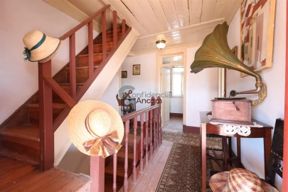 Moradia T5 para Venda em Figueiro da Granja