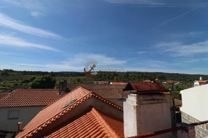 Moradia T5 para Venda em Figueiro da Granja