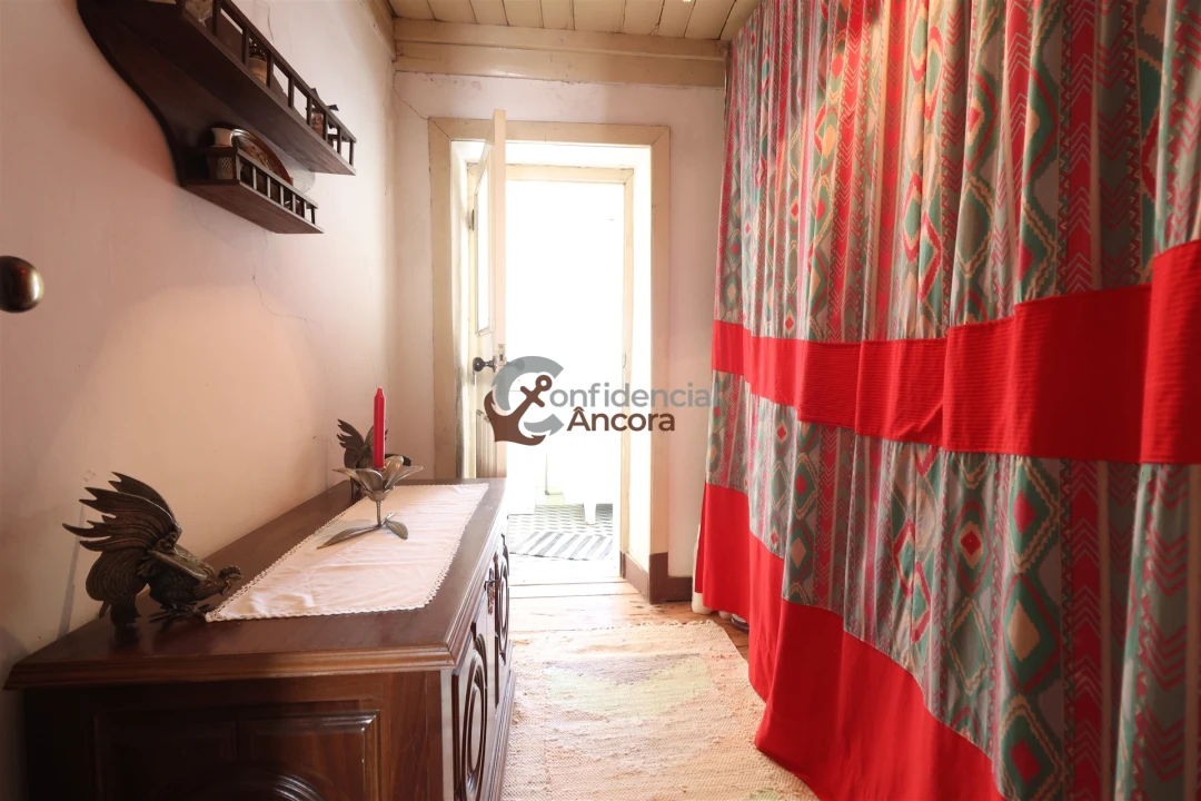 Moradia T5 para Venda em Figueiro da Granja Foto 40