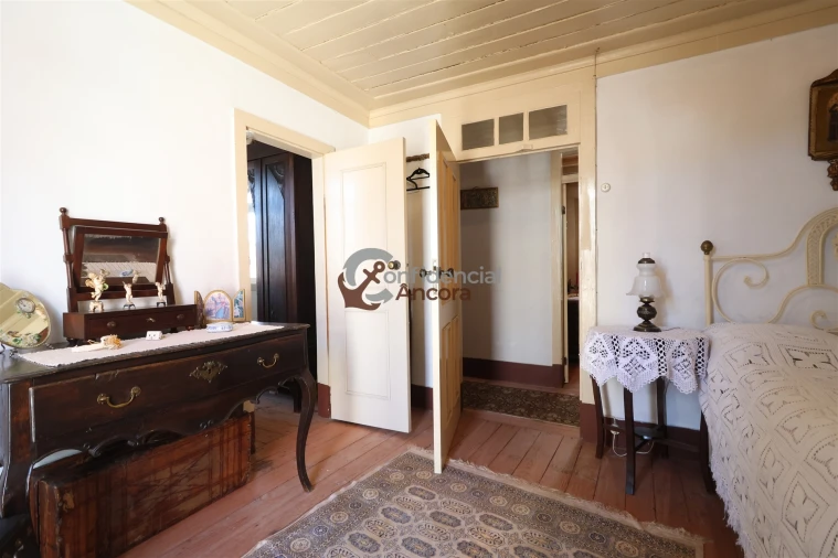 Moradia T5 para Venda em Figueiro da Granja Foto 34