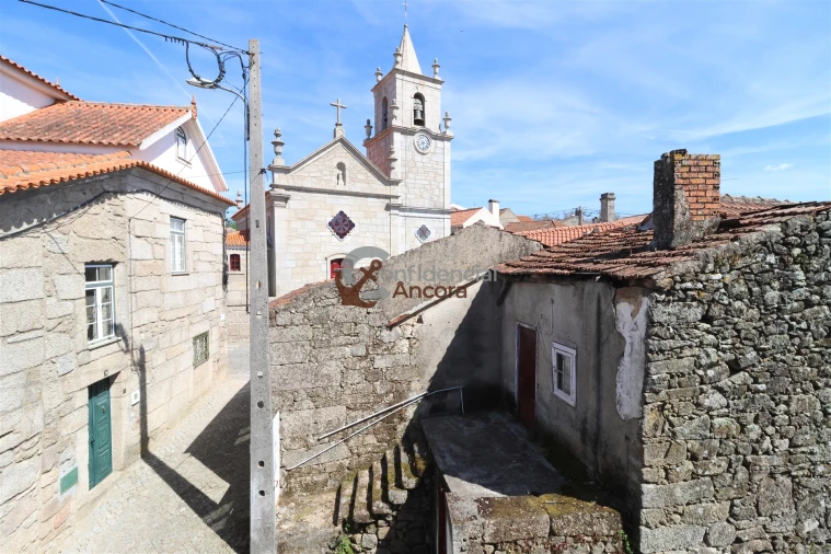 Moradia T5 para Venda em Figueiro da Granja Foto 35