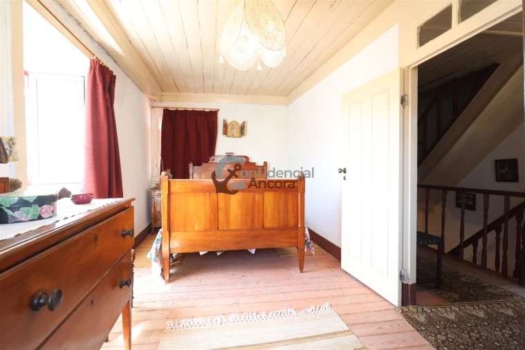 Moradia T5 para Venda em Figueiro da Granja Foto 28