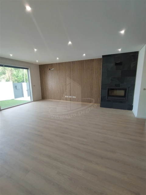 Moradia T4 para Venda em Palmeira