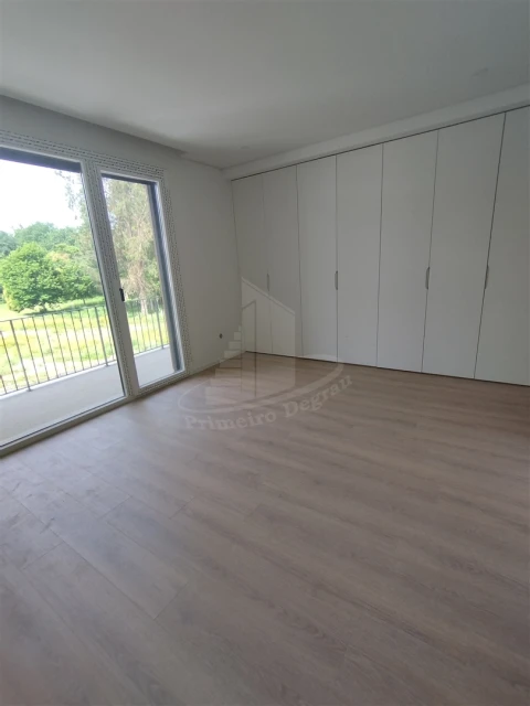 Moradia T4 para Venda em Palmeira