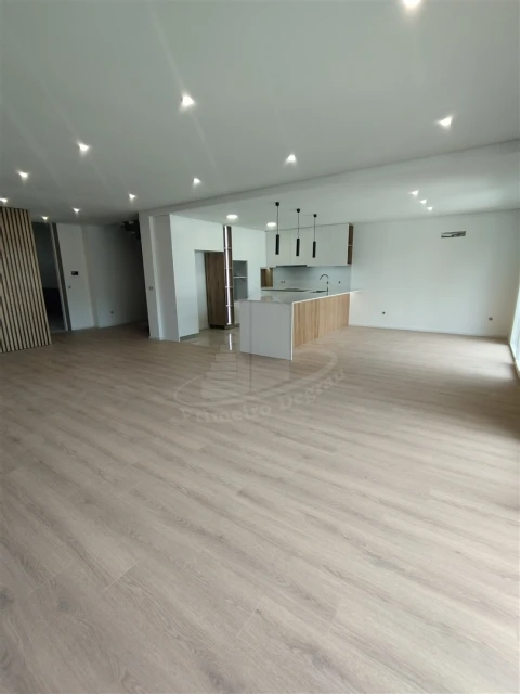 Moradia T4 para Venda em Palmeira