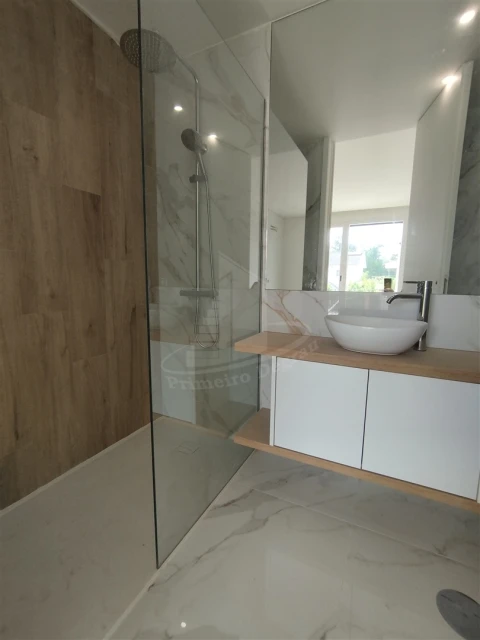 Moradia T4 para Venda em Palmeira