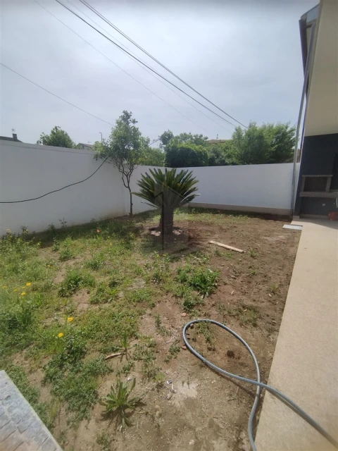 Moradia T4 para Venda em Palmeira