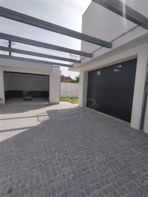 Moradia T4 para Venda em Palmeira