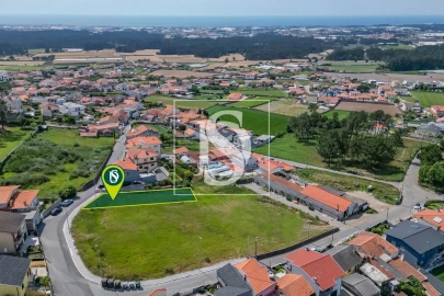 Terreno para Venda em Laundos