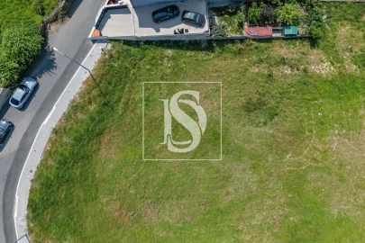 Terreno para Venda em Laundos