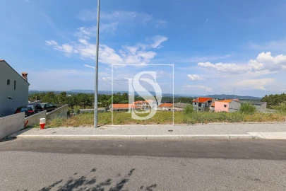 Terreno para Venda em Laundos