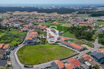 Terreno para Venda em Laundos