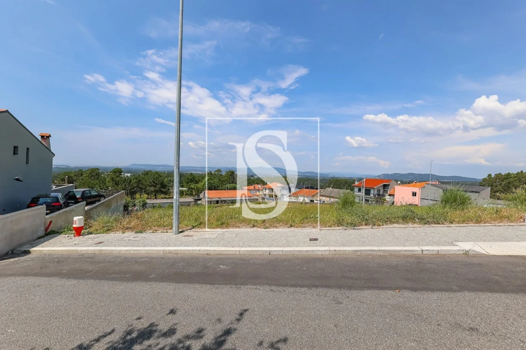 Terreno para Venda em Laundos Foto 13