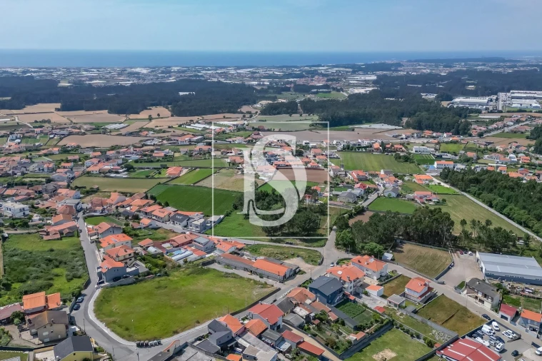 Terreno para Venda em Laundos Foto 21