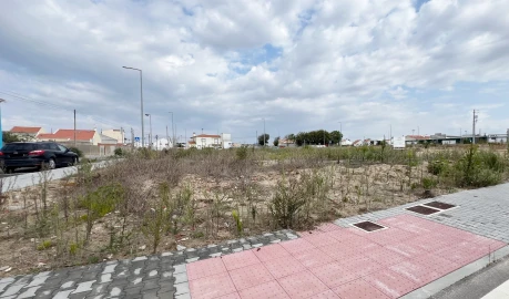 Terreno para Venda em Ferrel