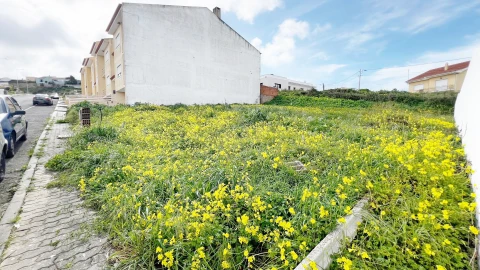 Terreno para Venda em Lourinhã e Atalaia