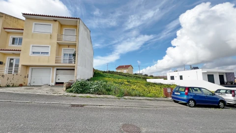 Terreno para Venda em Lourinhã e Atalaia