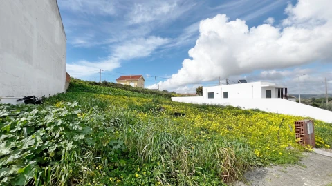 Terreno para Venda em Lourinhã e Atalaia