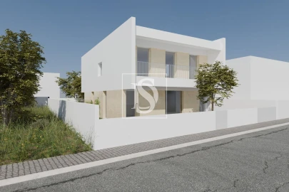 Moradia T3 para Venda em Charneca de Caparica e Sobreda