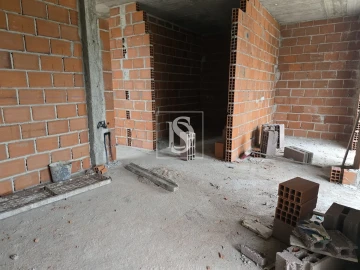 Moradia T3 para Venda em Charneca de Caparica e Sobreda