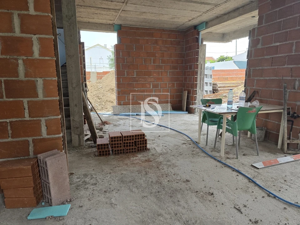 Moradia T3 para Venda em Charneca de Caparica e Sobreda Foto 18