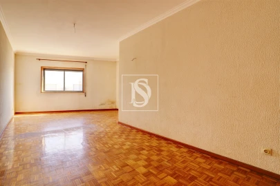 Apartamento T3 para Venda em Aver-O-Mar, Amorim e Terroso