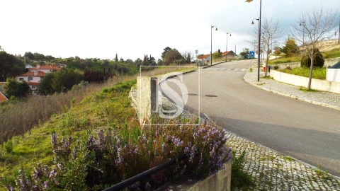 Terreno para Venda em São João Baptista e Santa Maria dos Olivais