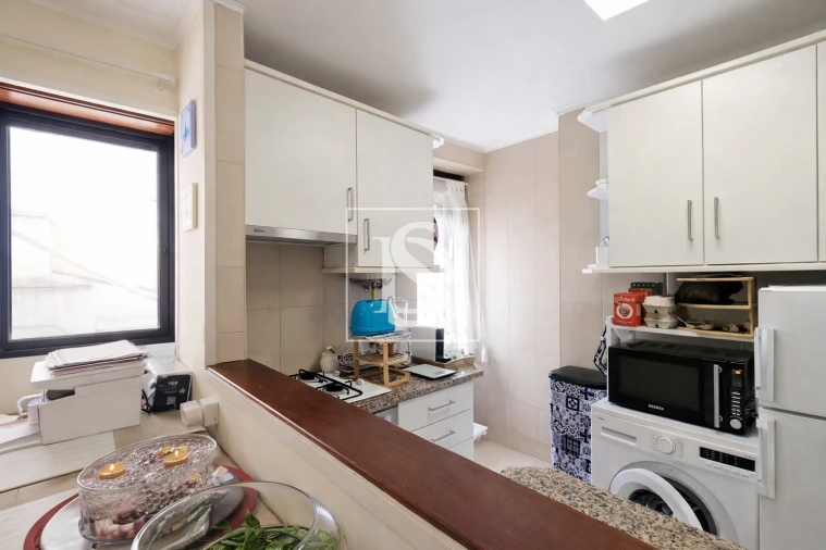 Apartamento T1 para Venda em Buarcos Foto 9