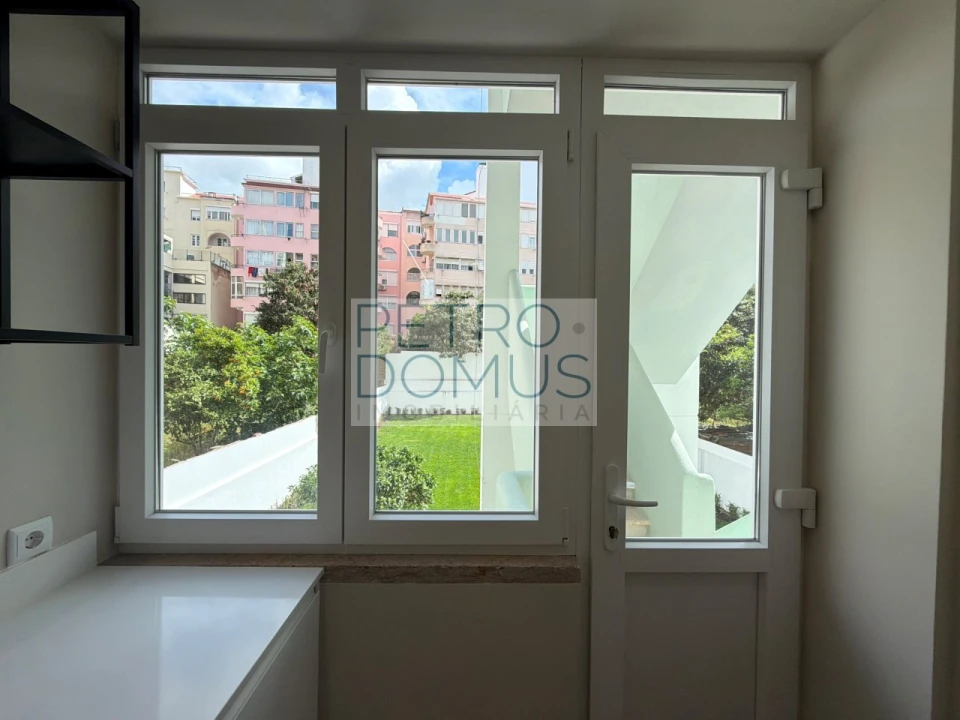 Apartamento T1 para Venda em Penha de França Foto 2