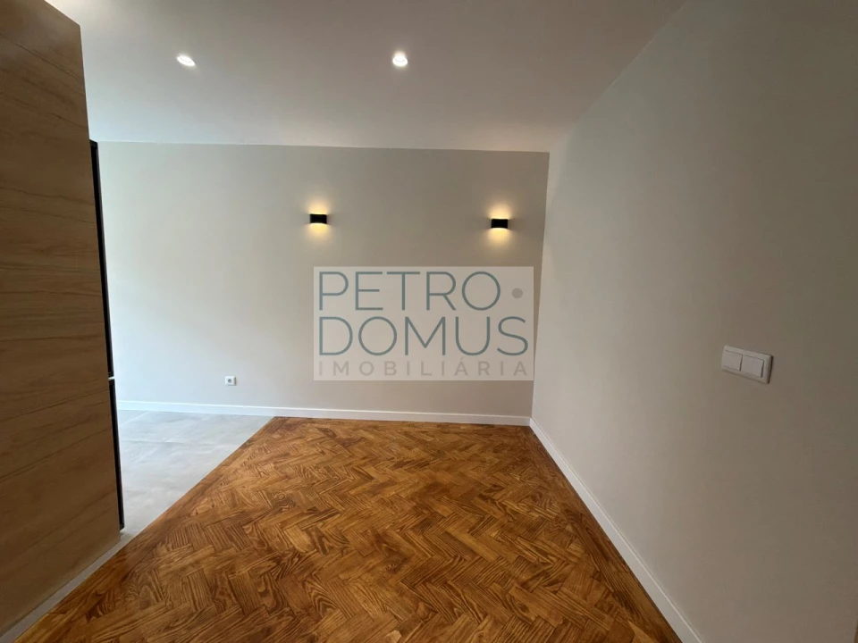 Apartamento T1 para Venda em Penha de França Foto 7