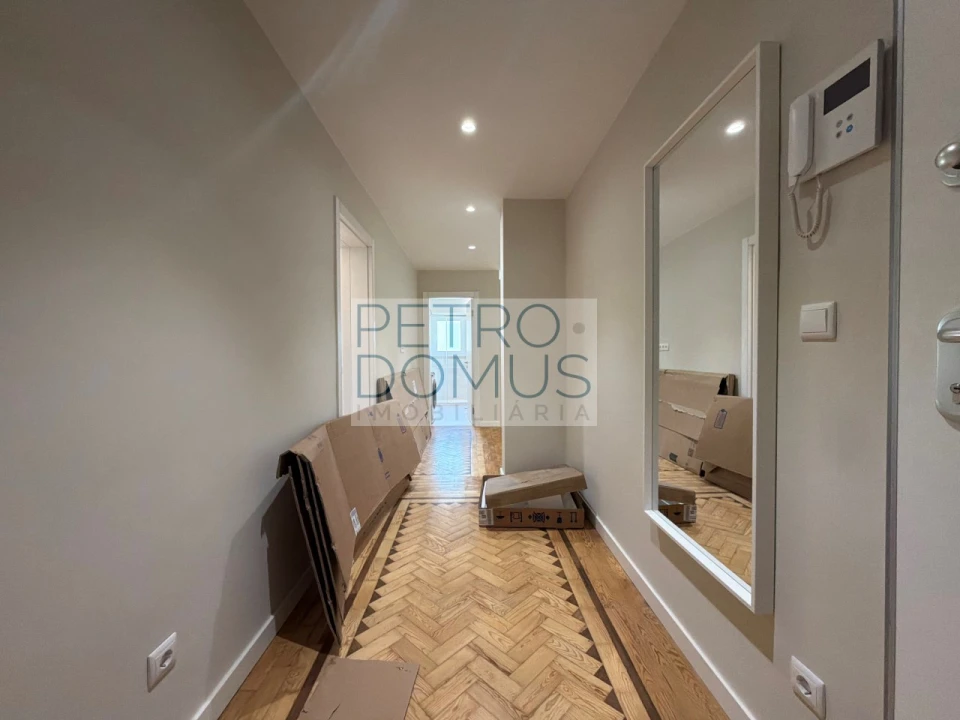 Apartamento T1 para Venda em Penha de França Foto 10