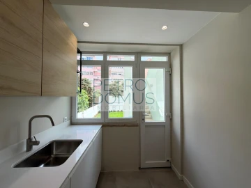 Apartamento T1 para Venda em Penha de França