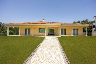 Moradia T4 para Venda em Arrabal