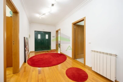 Moradia T4 para Venda em Arrabal