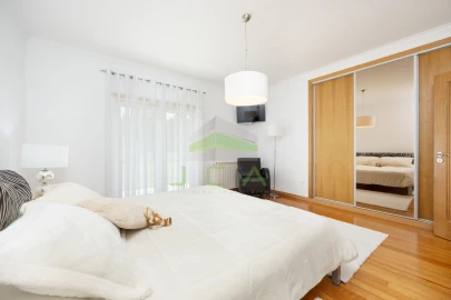 Moradia T4 para Venda em Arrabal