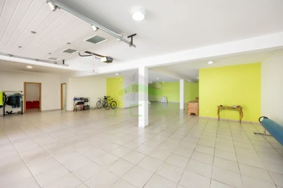 Moradia T4 para Venda em Arrabal