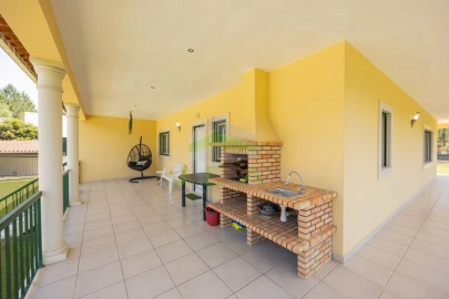 Moradia T4 para Venda em Arrabal