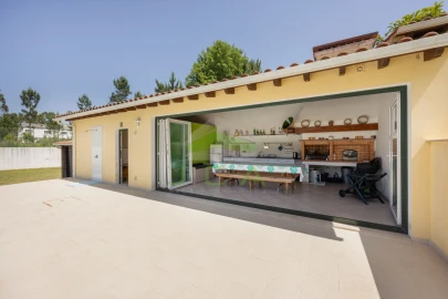 Moradia T4 para Venda em Arrabal