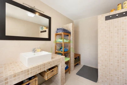 Moradia T4 para Venda em Arrabal