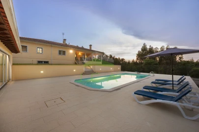 Moradia T4 para Venda em Arrabal