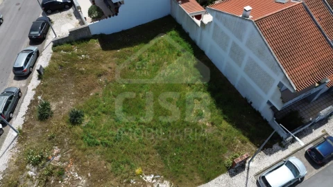 Terreno para Venda em Samora Correia