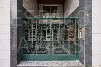 Apartamento T2 para Arrendamento em Campolide