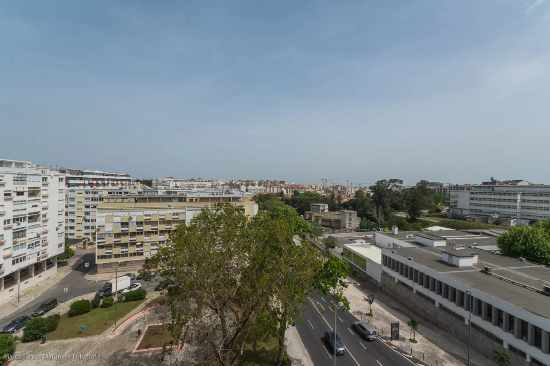 Apartamento T1 para Arrendamento em Lumiar Foto 28