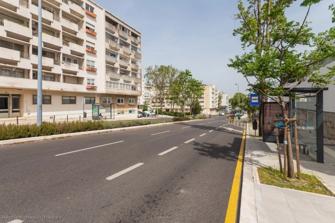 Apartamento T1 para Arrendamento em Lumiar Foto 40