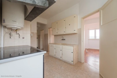 Apartamento T1 para Arrendamento em Lumiar