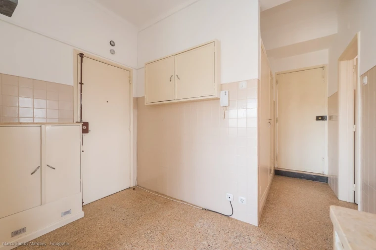 Apartamento T1 para Arrendamento em Lumiar Foto 36