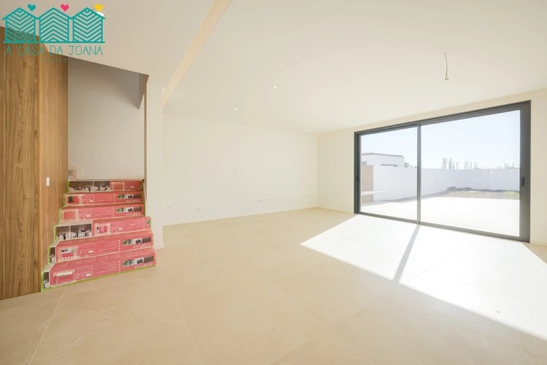 Moradia T4 para Venda em Aradas Foto 14